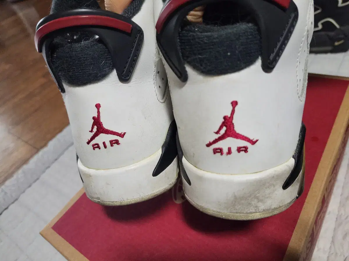 thumbnail-4